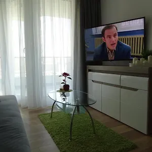  Апартаменты Mogilska Tower + Garaz Польша